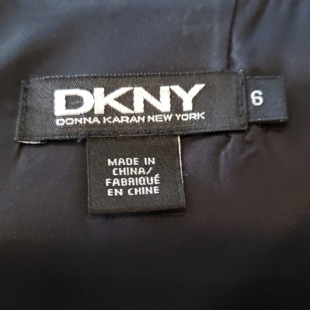 DKNY SIMPLE BLACK DRESS - Picture 5 of 6